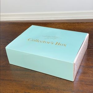 Kendra Scott Collector’s Box